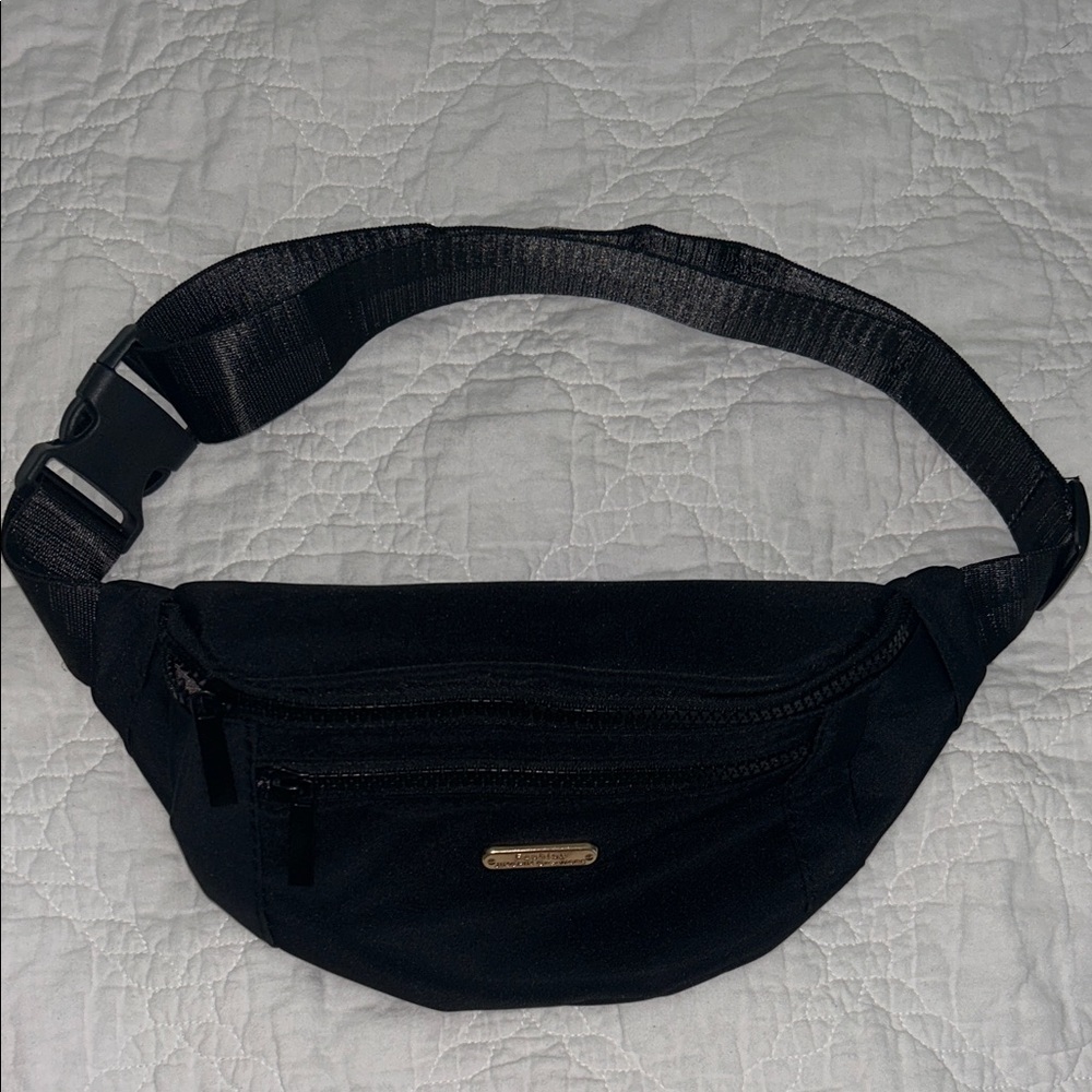 NWOT Fanny Pack